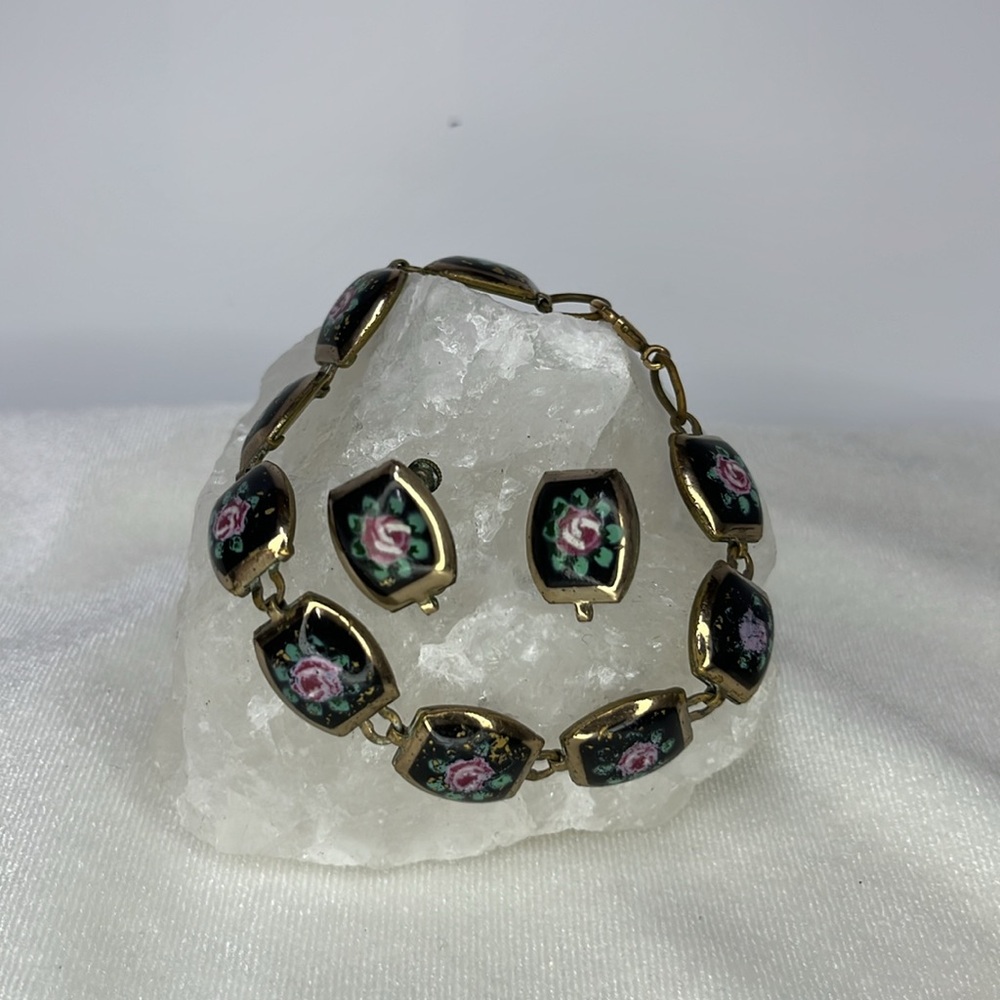 •vintage• enamel rose puffy link bracelet & earrings